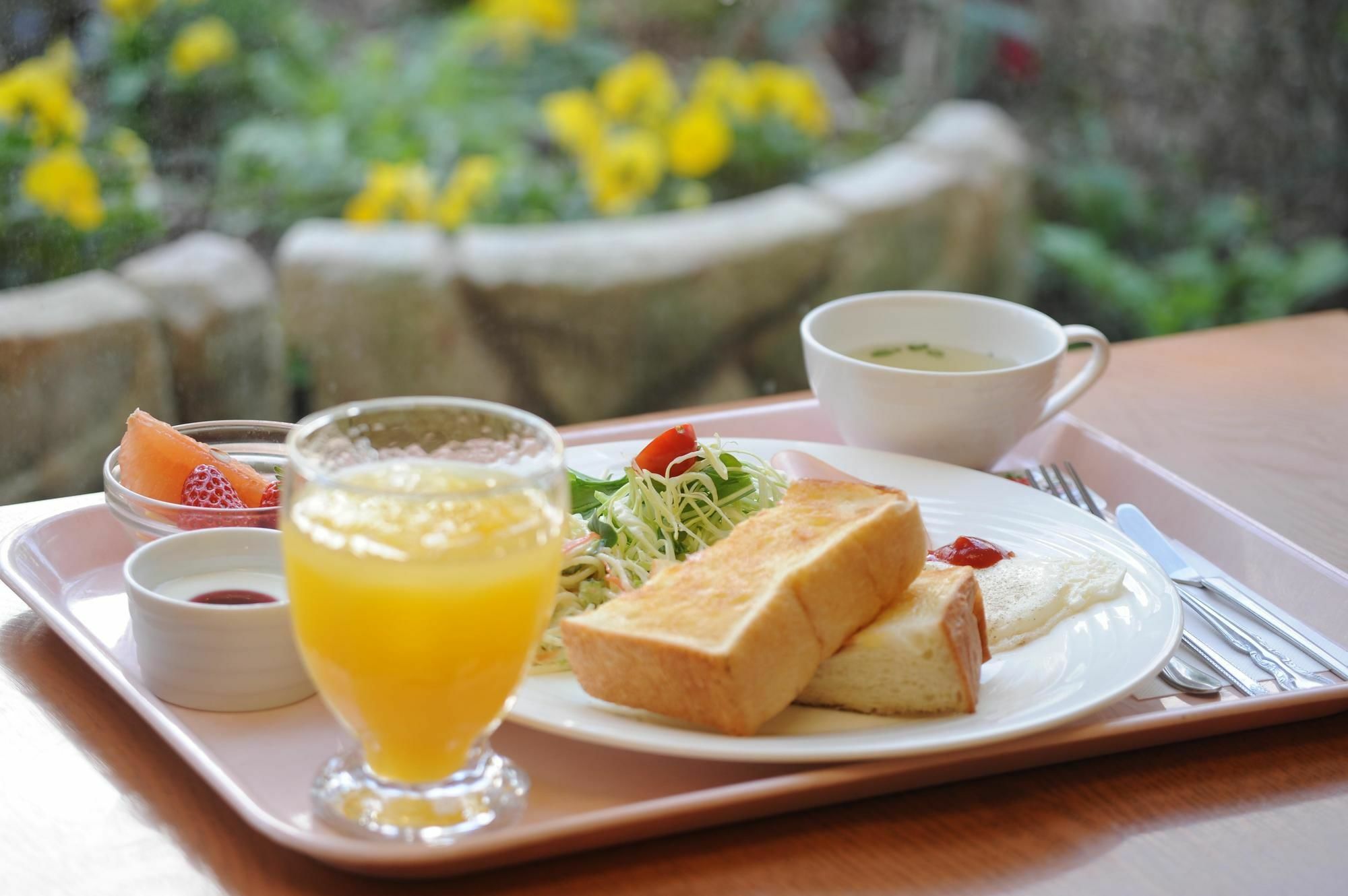 Bright Park Hotel Kōchi Exteriör bild